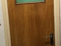 Cumpar usa baie bloc comunist, in stare foarte buna